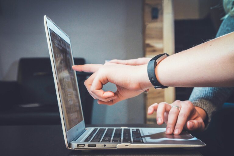 A Fresh Perspective on Online Qualitative Research